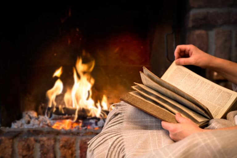 How to Read More Books (10 Simple Habits That Helped Me Read 100+ Books a Year)